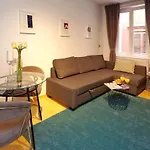 Globe Apartament 2 *