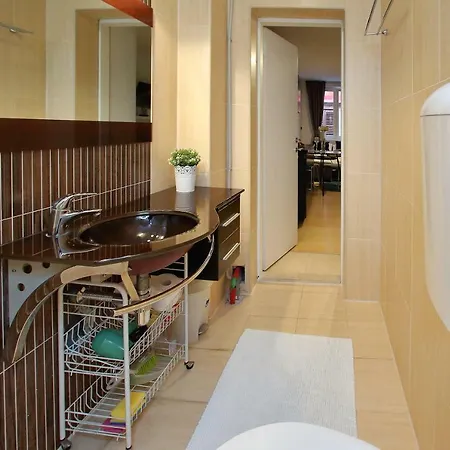 Globe 2 Apartament